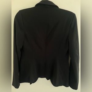 Black fitted blazer